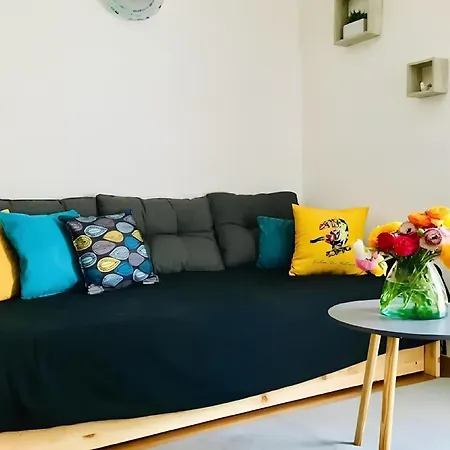 2 Pieces Situation Exceptionnelle Apartment *